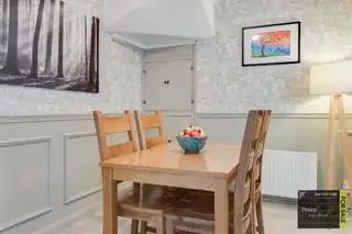 6 Springwell GardensImage 10
