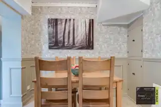 6 Springwell GardensImage 11
