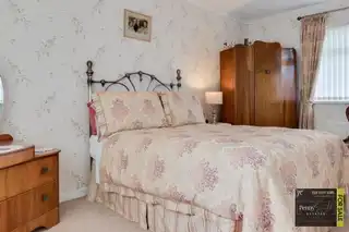 9 Craigantlet CottagesImage 19