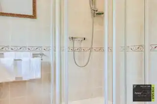 9 Craigantlet CottagesImage 16