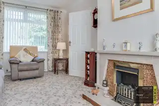 9 Craigantlet CottagesImage 8
