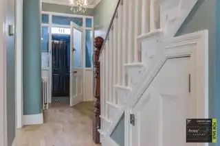 10 Park DriveImage 8