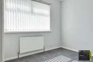 8 Sandymount CourtImage 9
