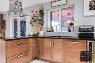 5 Woodford GrangeImage 8