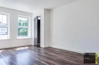 31 Regency SquareImage 8