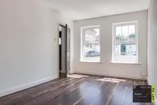 31 Regency SquareImage 17