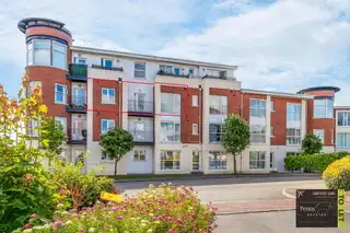 21 Clarence HouseImage 2
