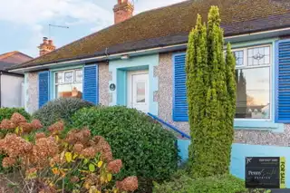 7 Hazeldene GardensImage 2