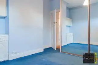 7 Hazeldene GardensImage 15