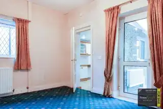 7 Hazeldene GardensImage 18