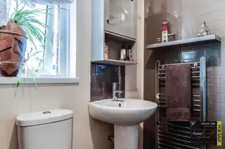 13 Manor AvenueImage 21