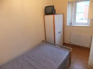 Apt 2, 73 Dunluce AvenueImage 12