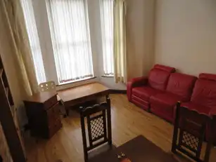 Flat 1, 86 Malone AvenueImage 3