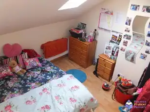 2 139 University AvenueImage 5