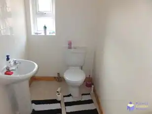 2 139 University AvenueImage 9