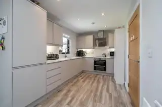 14 Ballantine LaneImage 8