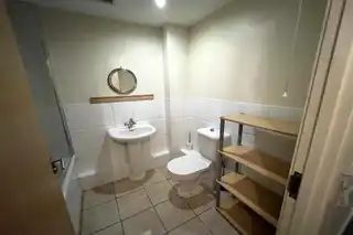 Apt 3 Shaftesbury CourtImage 12