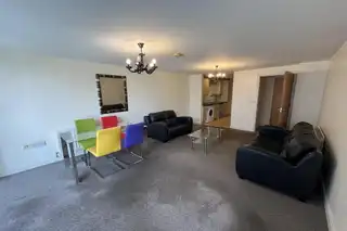 Apt 3 Shaftesbury CourtImage 6