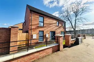 59 Alexandra Park AvenueImage 1