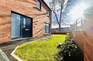 59 Alexandra Park AvenueImage 4