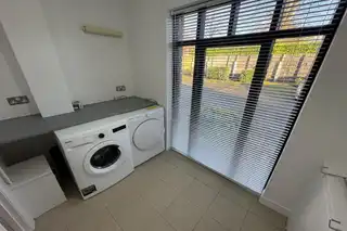 Apt 1 78 Balmoral AvenueImage 9