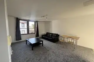 Apt 19 147-153 KingswayImage 3