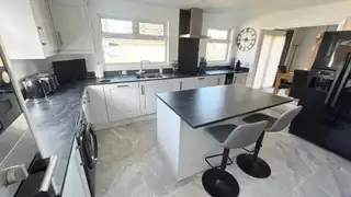 8 Glendhu CrescentImage 9
