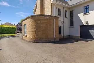 100A Lodge RoadImage 38