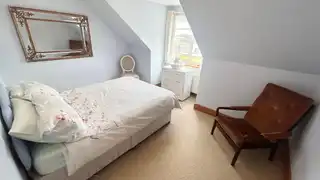 8 Greystone ParkImage 12
