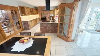 8 Greystone ParkImage 18