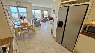 8 Temple Cove ApartmentsImage 3