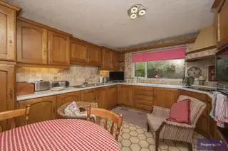 25 Charlemont GardensImage 11
