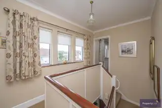 25 Charlemont GardensImage 14