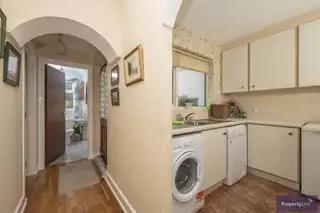 25 Charlemont GardensImage 9
