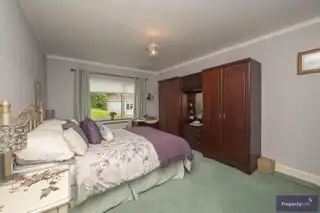 25 Charlemont GardensImage 20