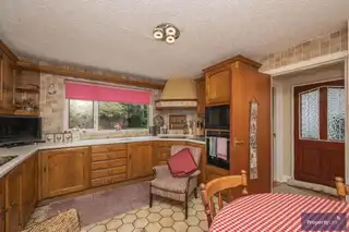 25 Charlemont GardensImage 12