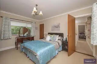 25 Charlemont GardensImage 16