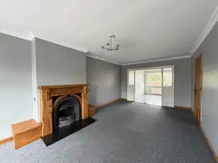32 Desart Lane GardensImage 3