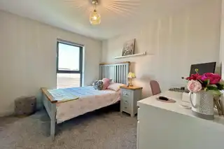 15 Hatheran SquareImage 14