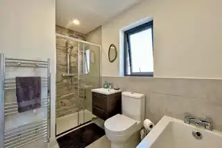 15 Hatheran SquareImage 17