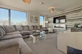 12 Galvally GardensImage 7
