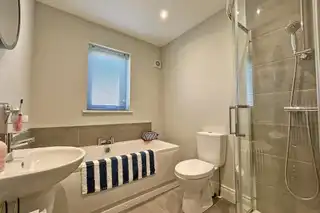 44 Oakwood AvenueImage 16