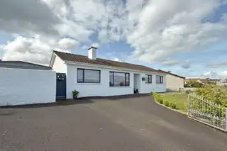 Image 1 for 7 Dunsuivnish Avenue