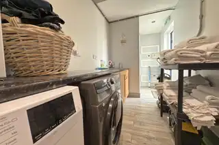 50 Eglinton StreetImage 24