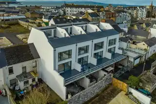 Image 3 for 27 Causeway Street