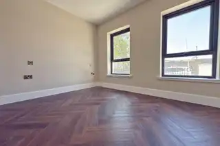 27 Causeway StreetImage 6