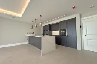 27 Causeway StreetImage 15