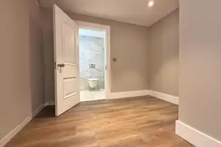 27 Causeway StreetImage 23