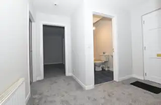 11 The CourtyardImage 4
