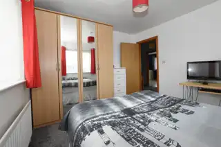 3 Turnstone ViewImage 20